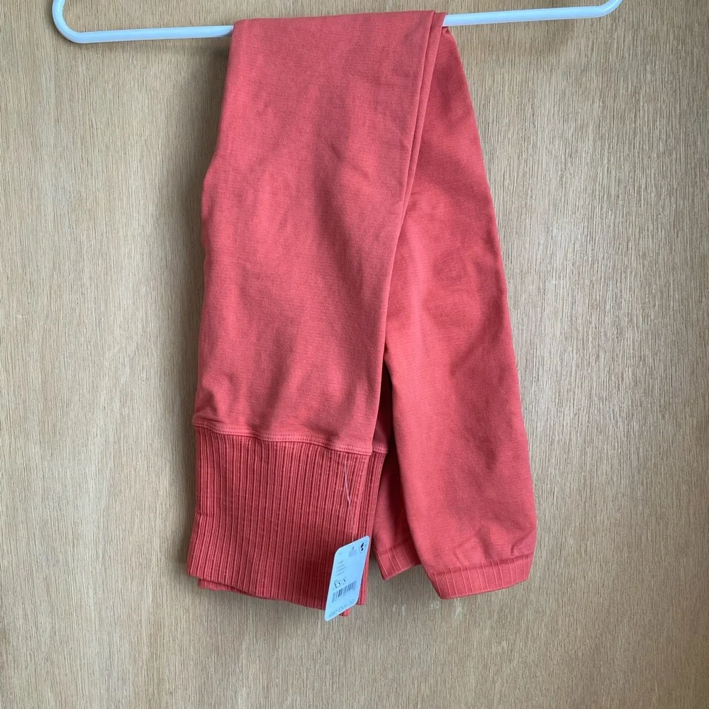 NWT Free People Good Karma Leggings in Pomelo - XS/S - Picture 8 of 8